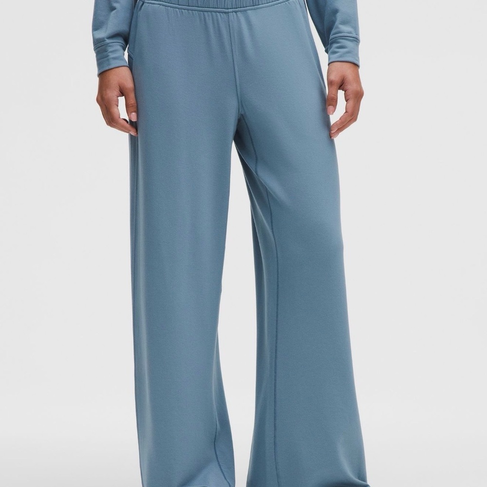 New lululemon becalm wide leg pants